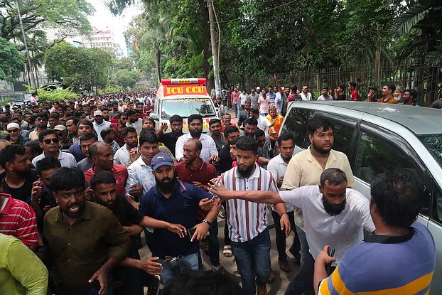 Stringent progs as Ishraque’s supporters block Matsya Bhaban, Kakrail intersections