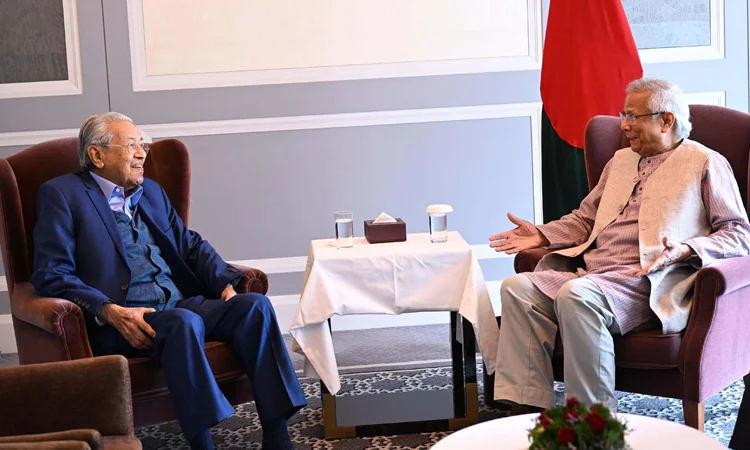 Dr Yunus seeks Dr Mahathir's help for Bangladesh's ASEAN membership