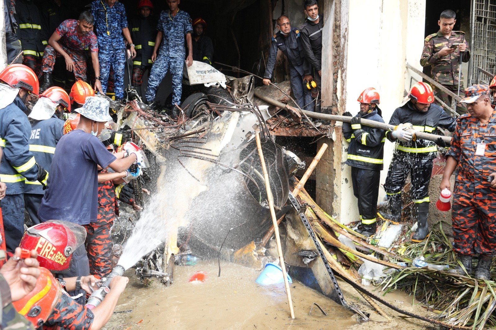 Death toll rises to 27 in fighter jet crash