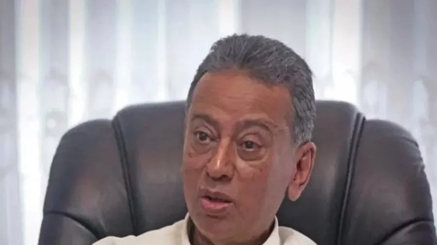 Khasru: No scope to amend constitution outside parliament